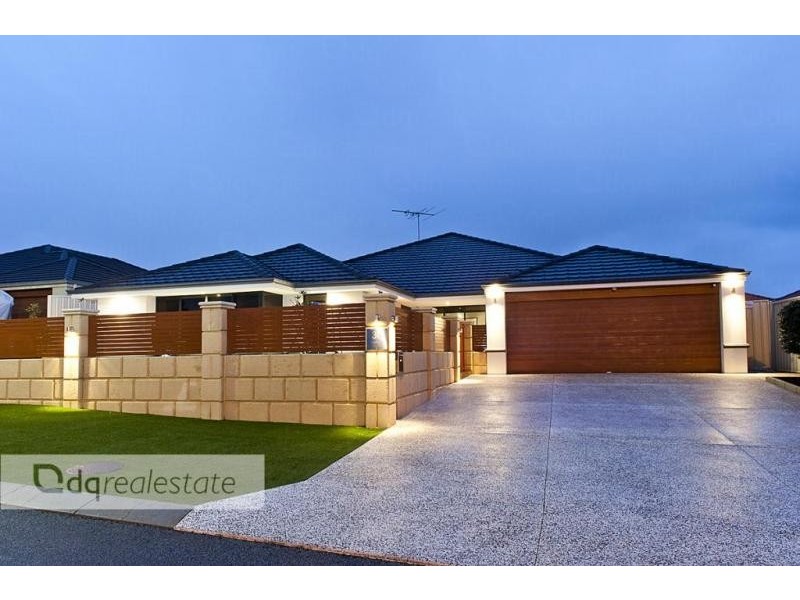 30 Crosthwait Circle, Tapping WA 6065