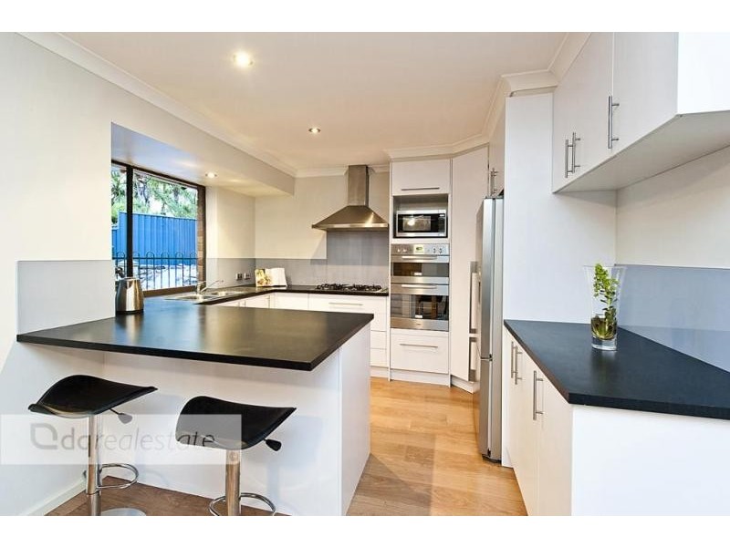 32 Barridale Drive, Kingsley WA 6026