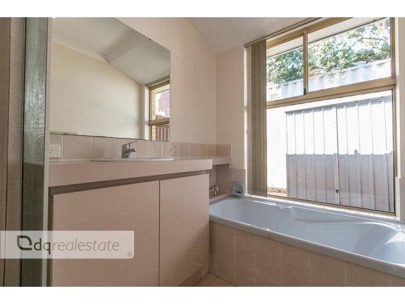 26 Bindoo Rise, Woodvale WA 6026