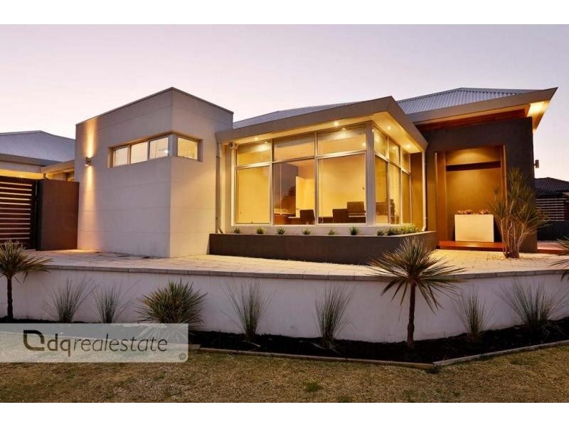 1 Fennell Rise, Darch WA 6065