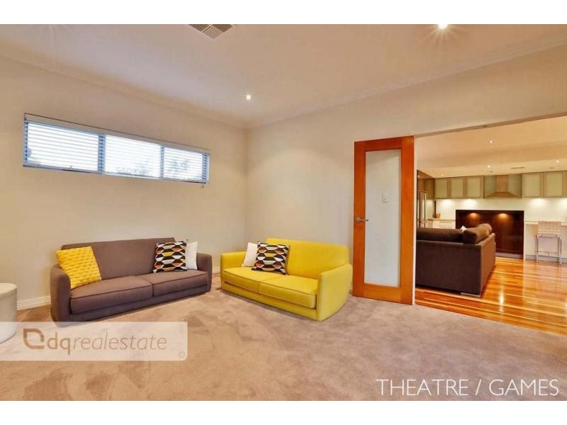 1 Fennell Rise, Darch WA 6065