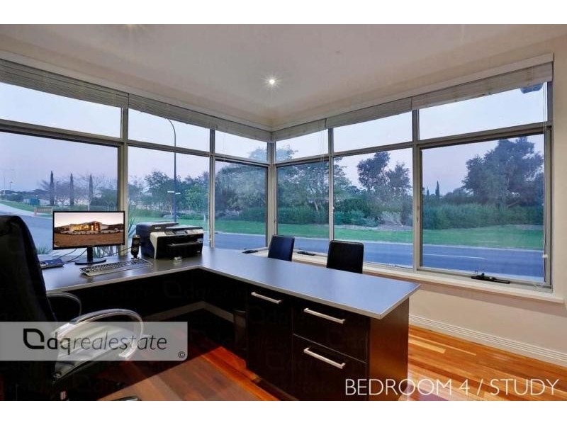 1 Fennell Rise, Darch WA 6065