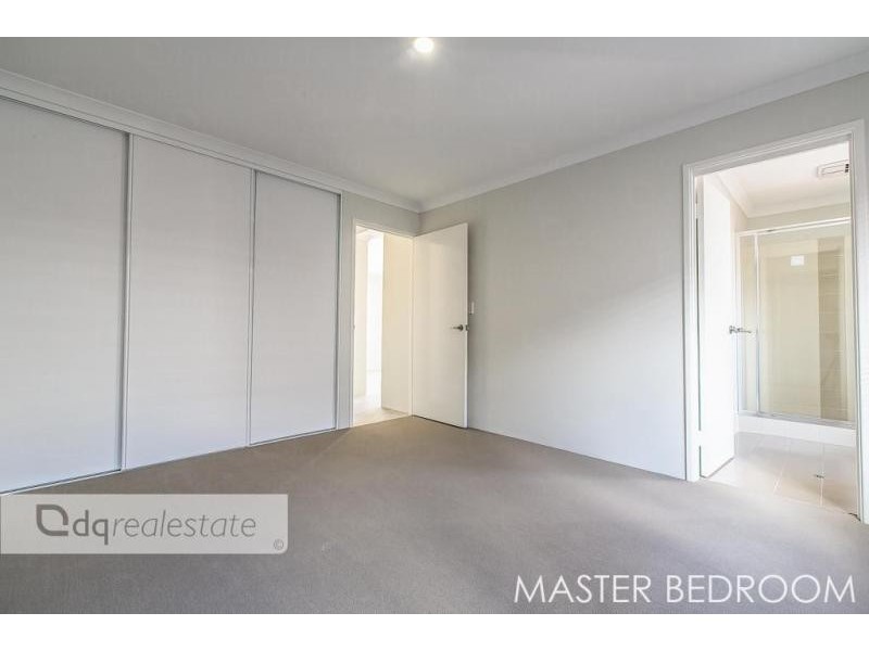 8 Bulburin Parade, Yanchep WA 6035