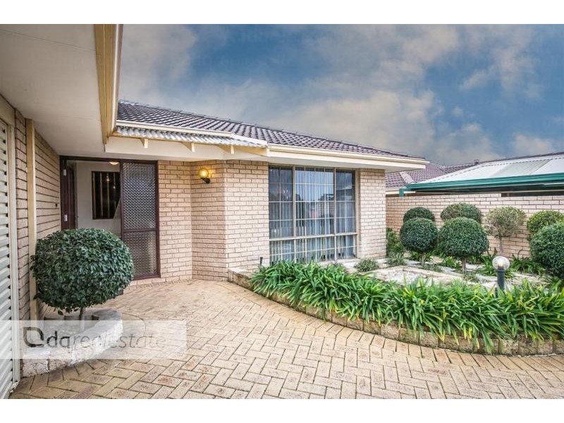 8B Farnell Place, Alexander Heights WA 6064