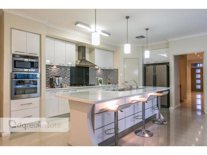 70 Regency Avenue, Madeley WA 6065