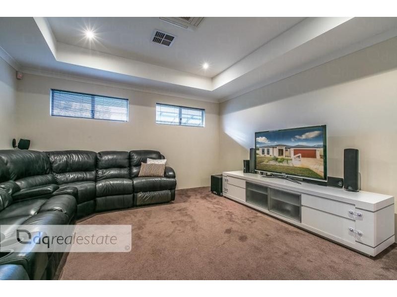 70 Regency Avenue, Madeley WA 6065