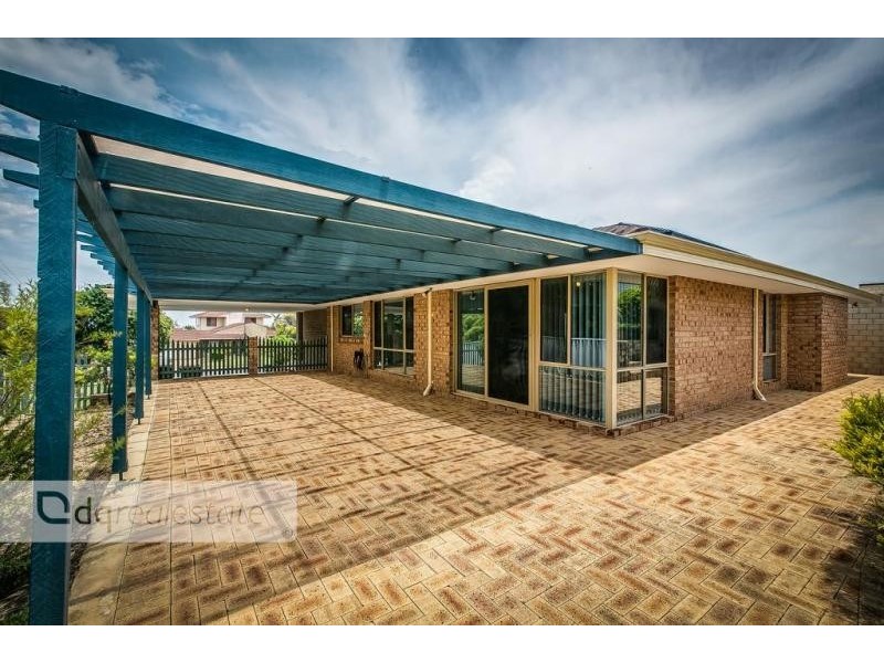 8 Crew Court, Ocean Reef WA 6027