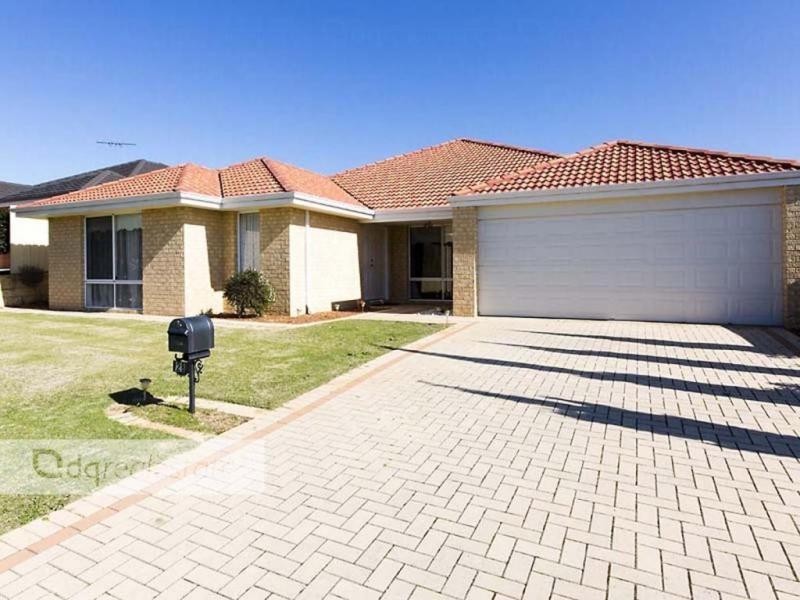 28 Crosthwait Circle, Tapping WA 6065