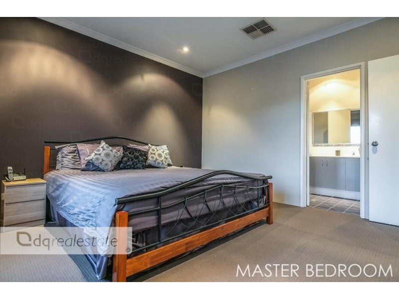 5 Sutton Way, Darch WA 6065