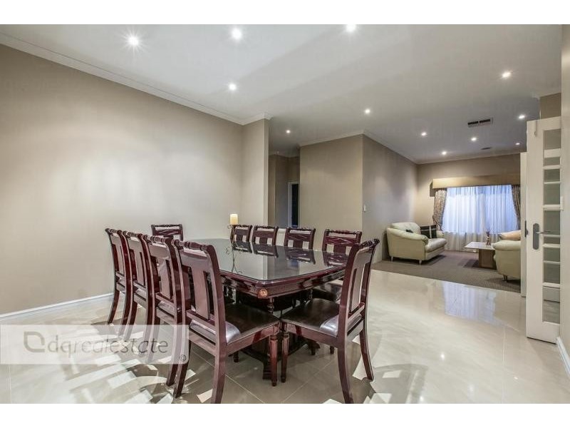 5 Sutton Way, Darch WA 6065