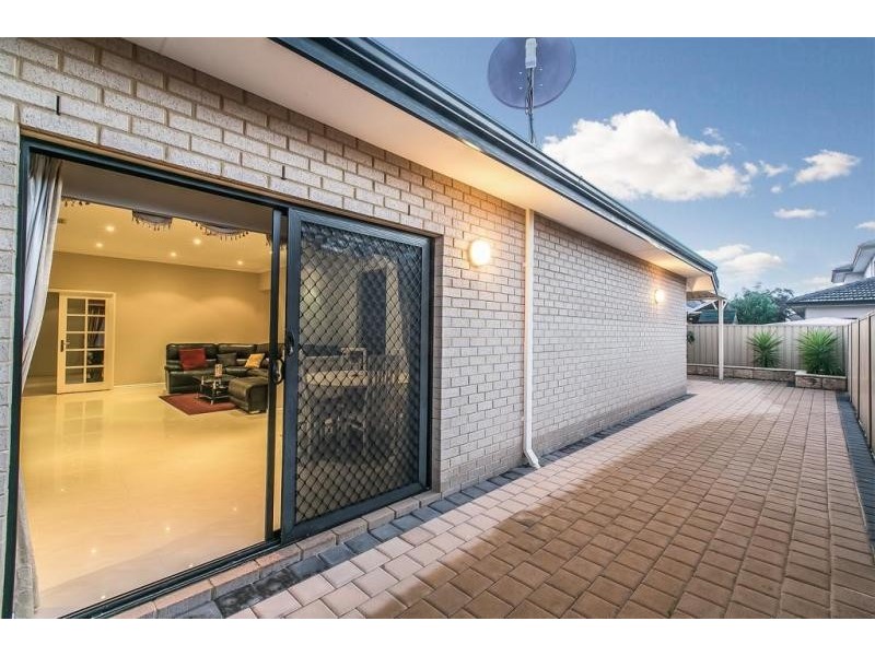 5 Sutton Way, Darch WA 6065