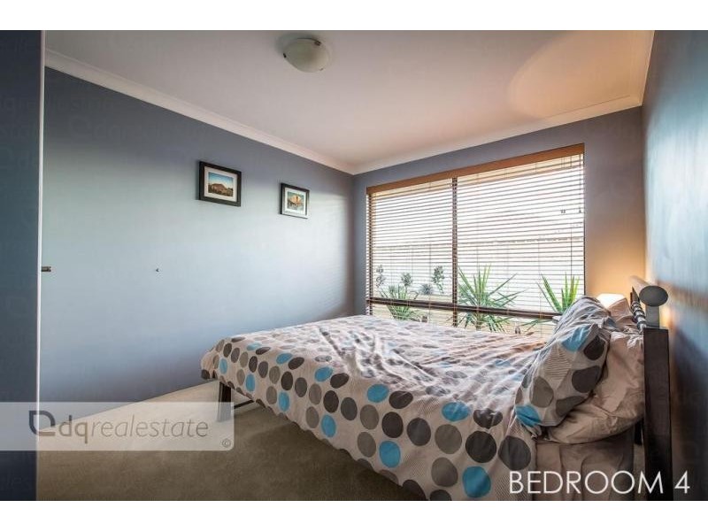 11 Carothers Meander, Tapping WA 6065