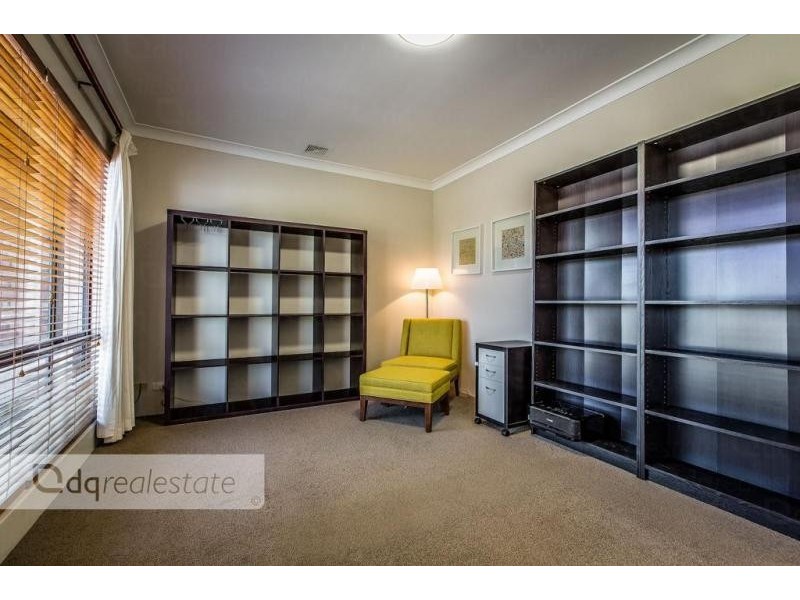 12 Ellis Grove, Woodvale WA 6026