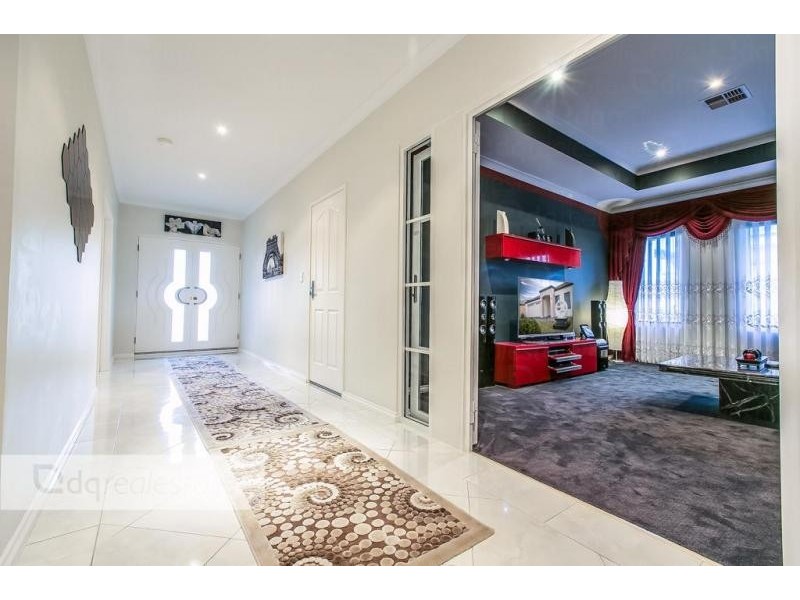 73 Regency Avenue, Madeley WA 6065