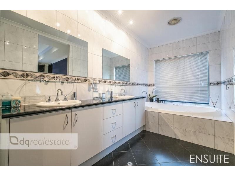 73 Regency Avenue, Madeley WA 6065