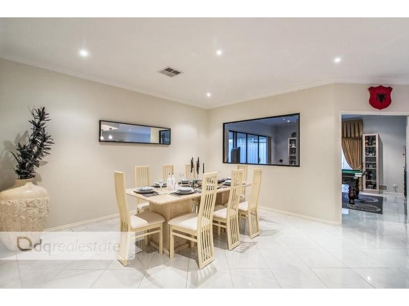 73 Regency Avenue, Madeley WA 6065