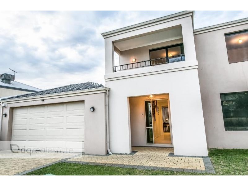 77 Gungurru Avenue, Hocking WA 6065