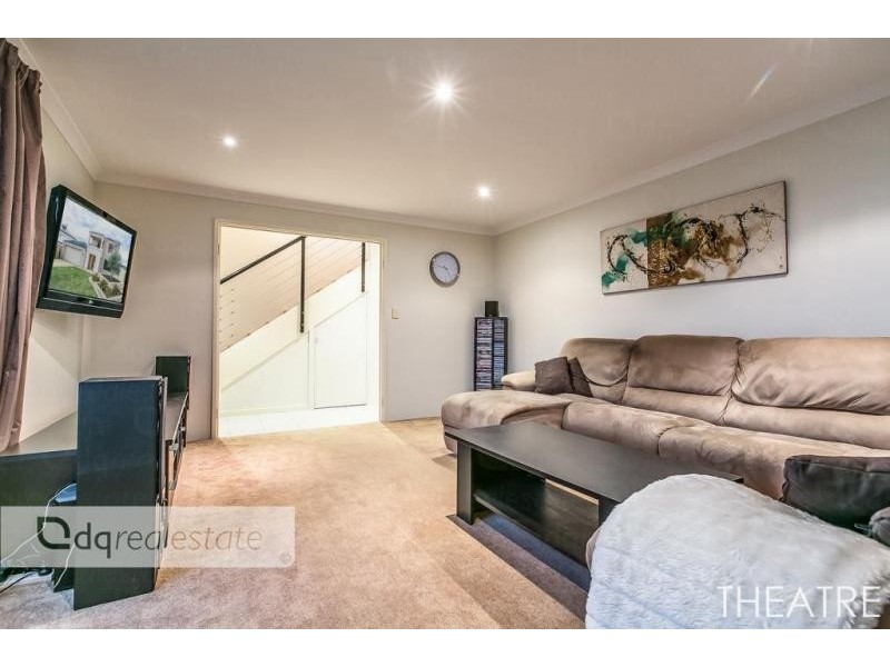 77 Gungurru Avenue, Hocking WA 6065