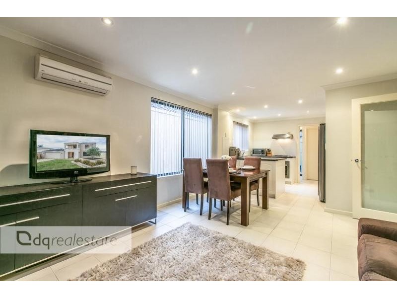 77 Gungurru Avenue, Hocking WA 6065