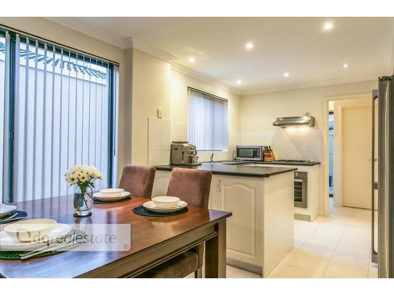 77 Gungurru Avenue, Hocking WA 6065