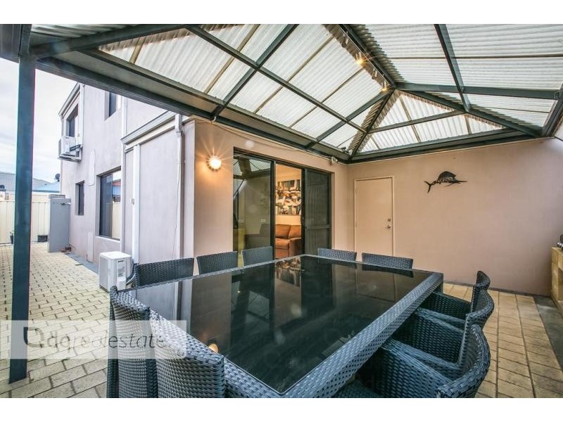 77 Gungurru Avenue, Hocking WA 6065