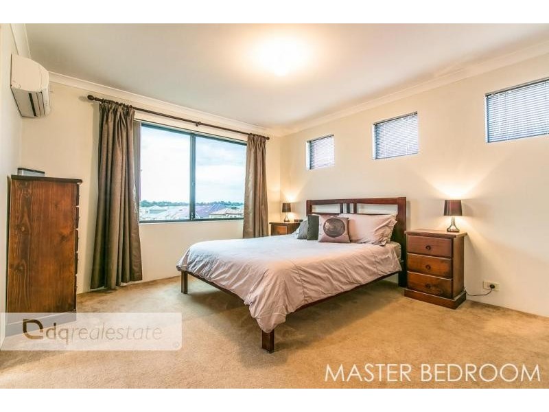 77 Gungurru Avenue, Hocking WA 6065