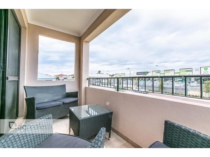 77 Gungurru Avenue, Hocking WA 6065