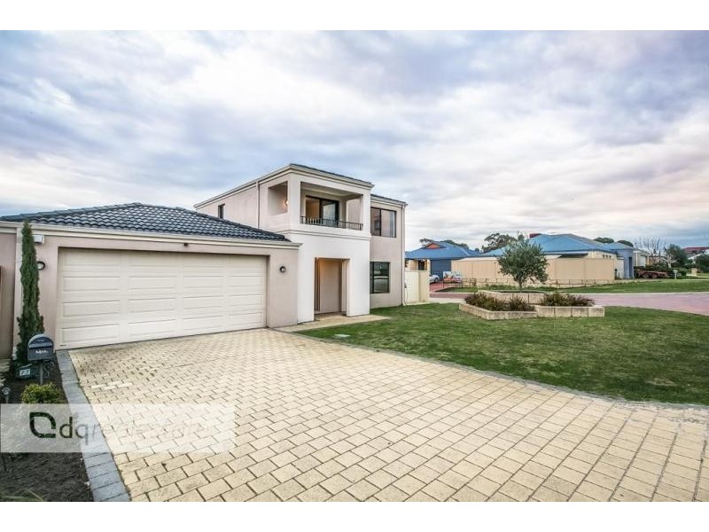 77 Gungurru Avenue, Hocking WA 6065