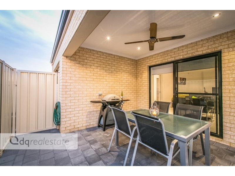 10B Matta Way, Pearsall WA 6065