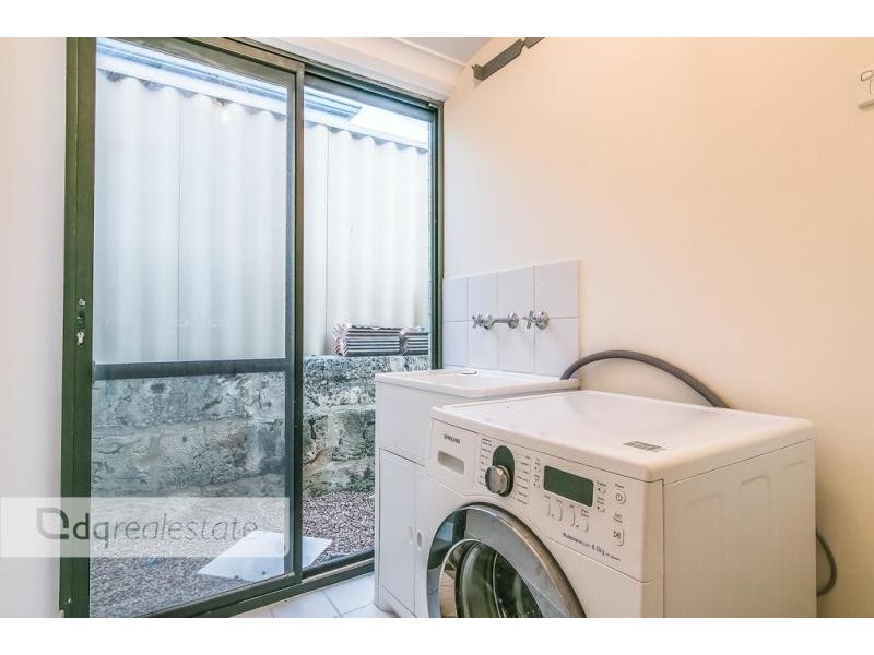 27 Bazille Crescent, Tapping WA 6065