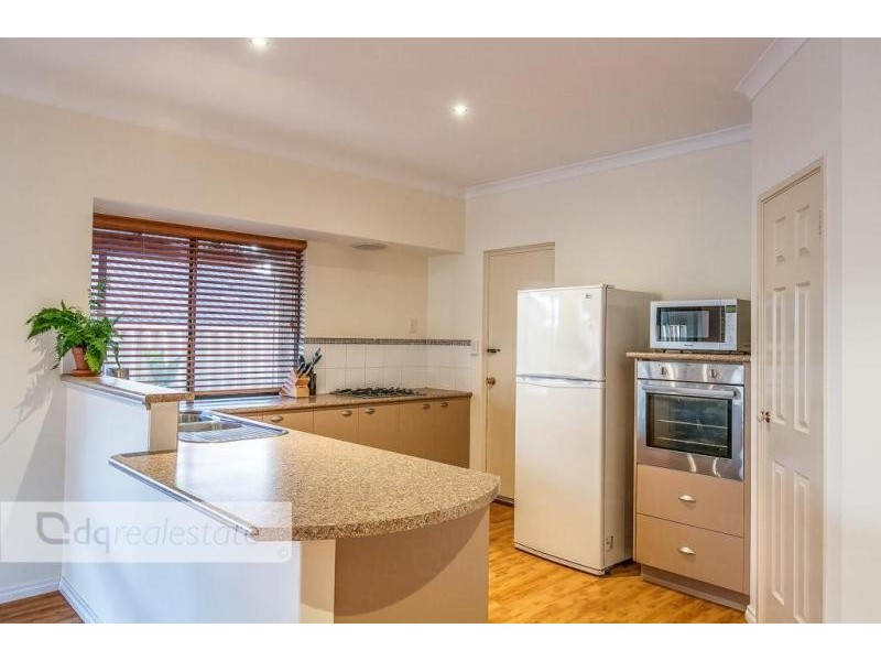 27 Bazille Crescent, Tapping WA 6065