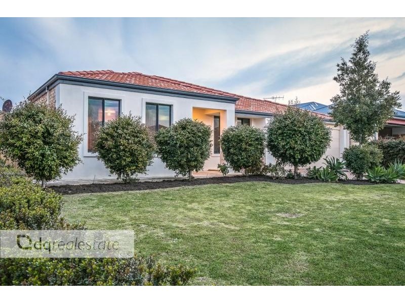 5 Limerick Crescent, Darch WA 6065