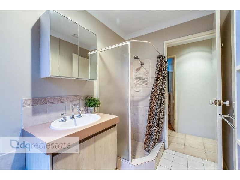 5 Limerick Crescent, Darch WA 6065