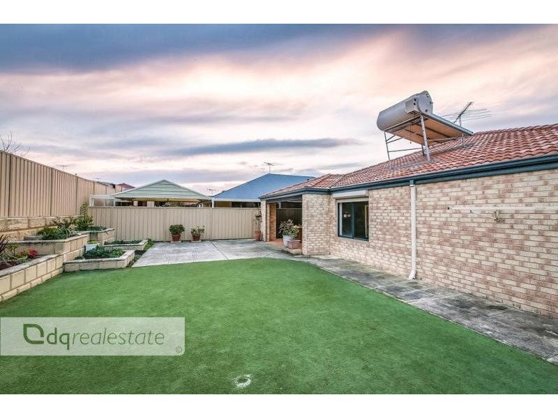 5 Limerick Crescent, Darch WA 6065