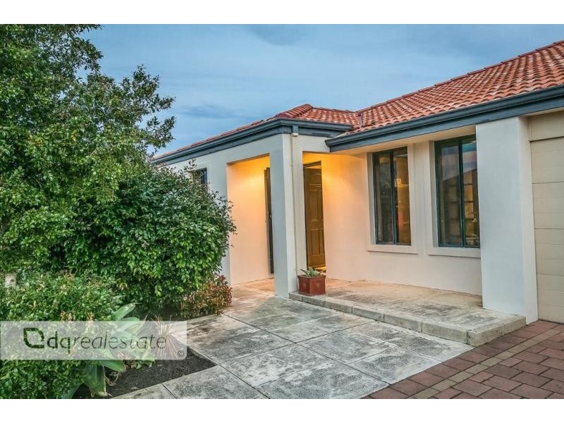 5 Limerick Crescent, Darch WA 6065