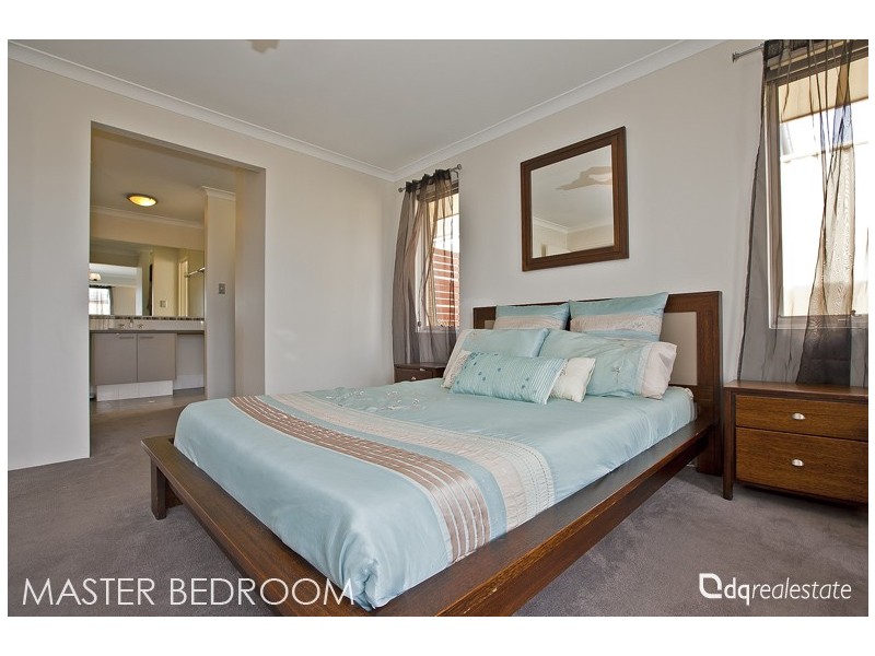 28 Eastman Turn, Tapping WA 6065