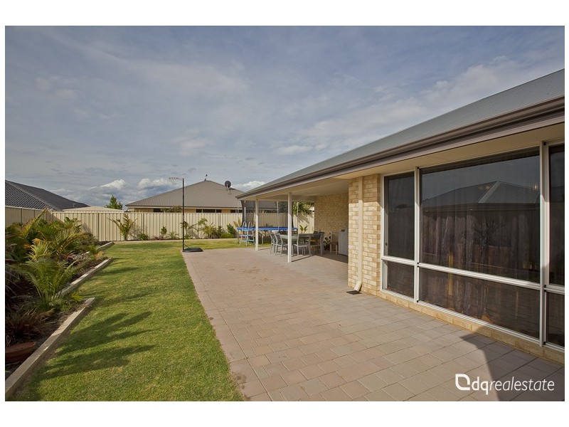 28 Eastman Turn, Tapping WA 6065