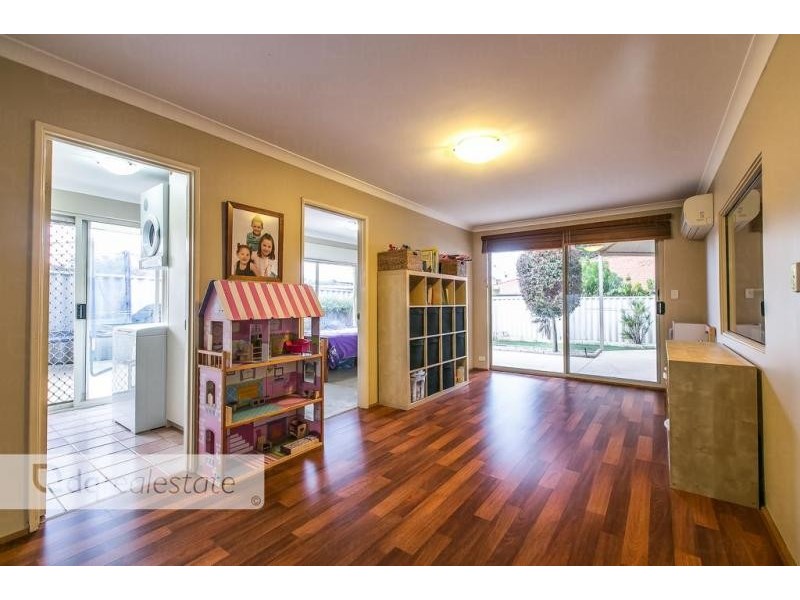 17 Rosebud Court, Landsdale WA 6065