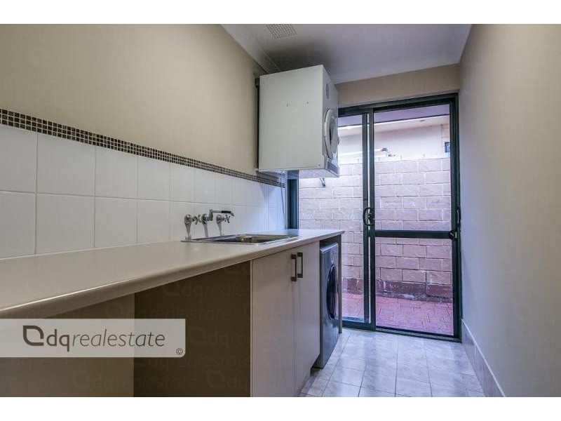 10 Susan Road, Madeley WA 6065