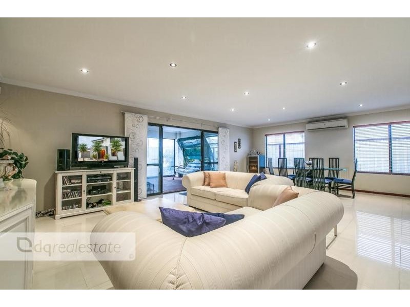 3 Graceland Avenue, Landsdale WA 6065