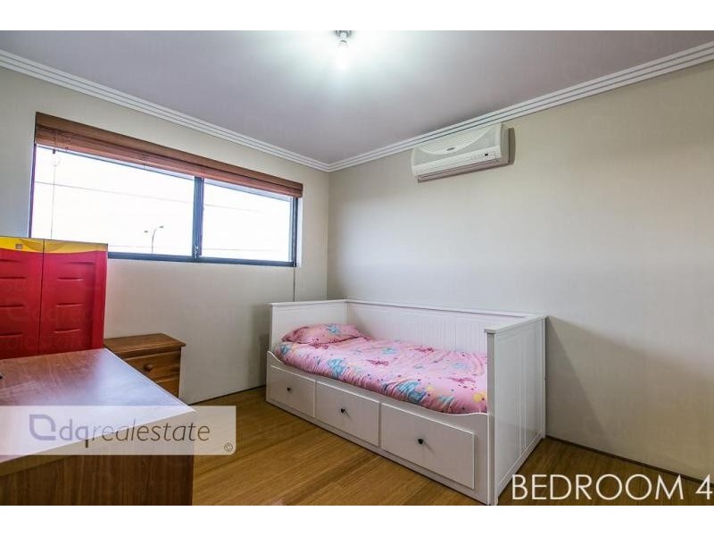 3 Graceland Avenue, Landsdale WA 6065