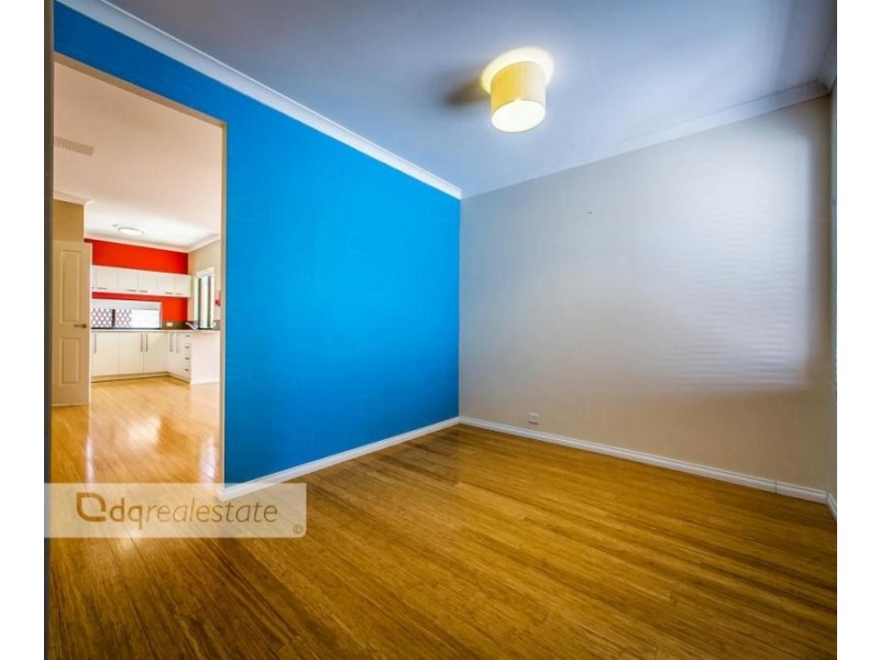 3A Rosinski Cirlce, Tapping WA 6065