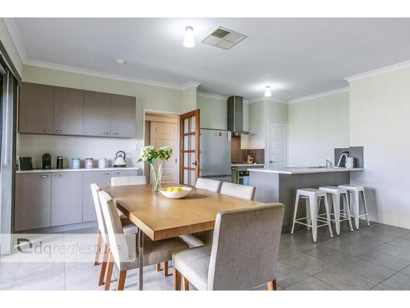 29 Shiraz Boulevard, Pearsall WA 6065