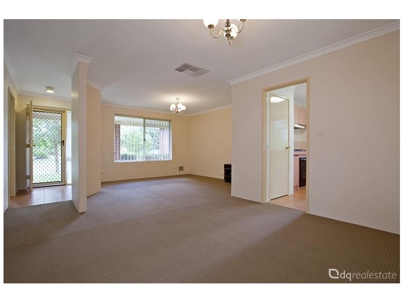 33 Monterey Drive, Woodvale WA 6026