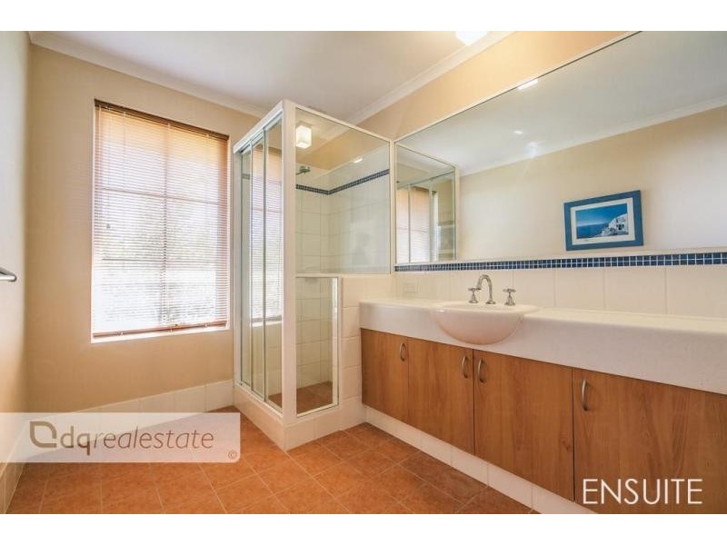 19 Gilbreth Bend, Tapping WA 6065