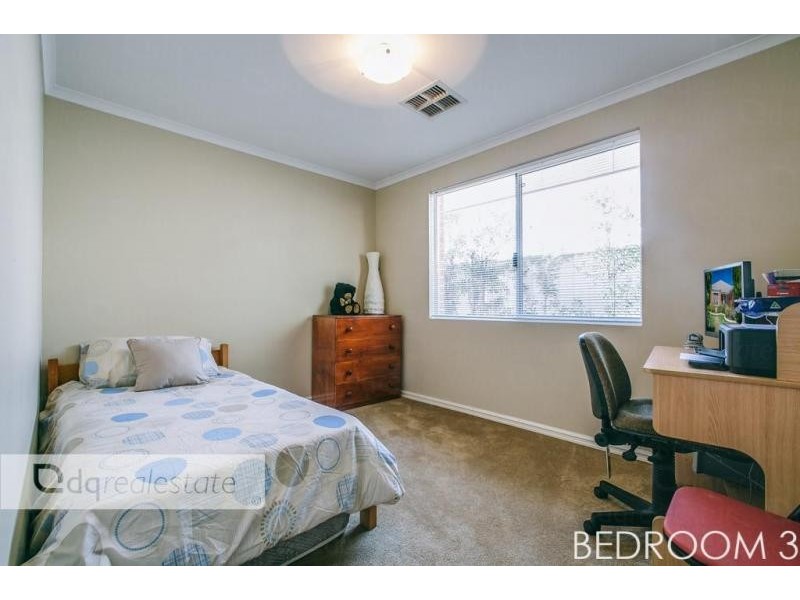 19 Gilbreth Bend, Tapping WA 6065