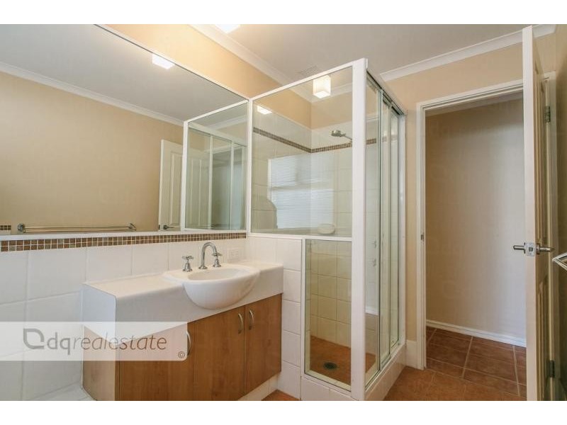 19 Gilbreth Bend, Tapping WA 6065