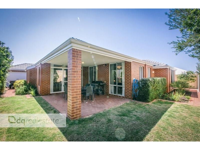 19 Gilbreth Bend, Tapping WA 6065