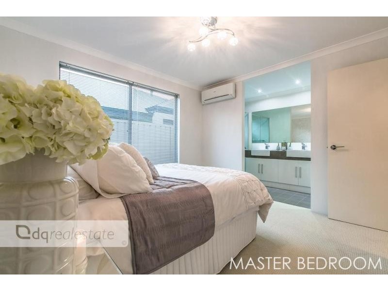 18 Hillsdale Rise, Darch WA 6065