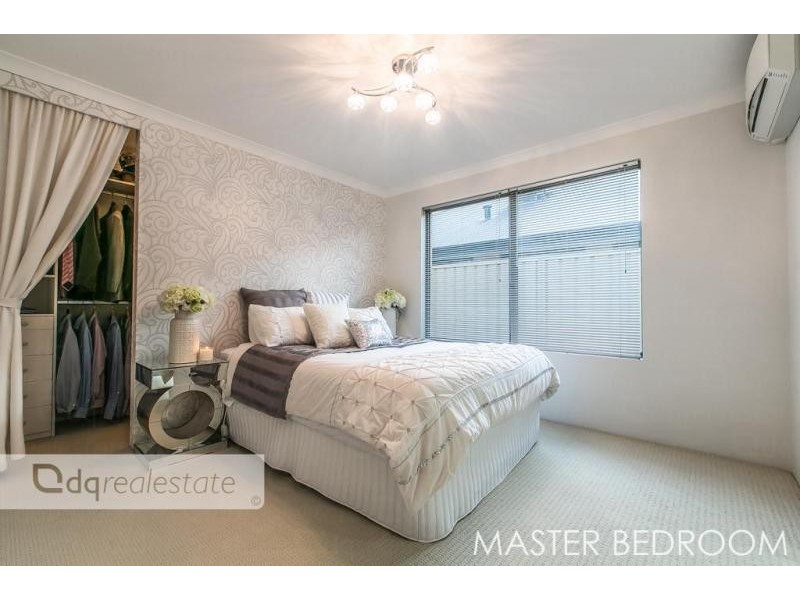 18 Hillsdale Rise, Darch WA 6065